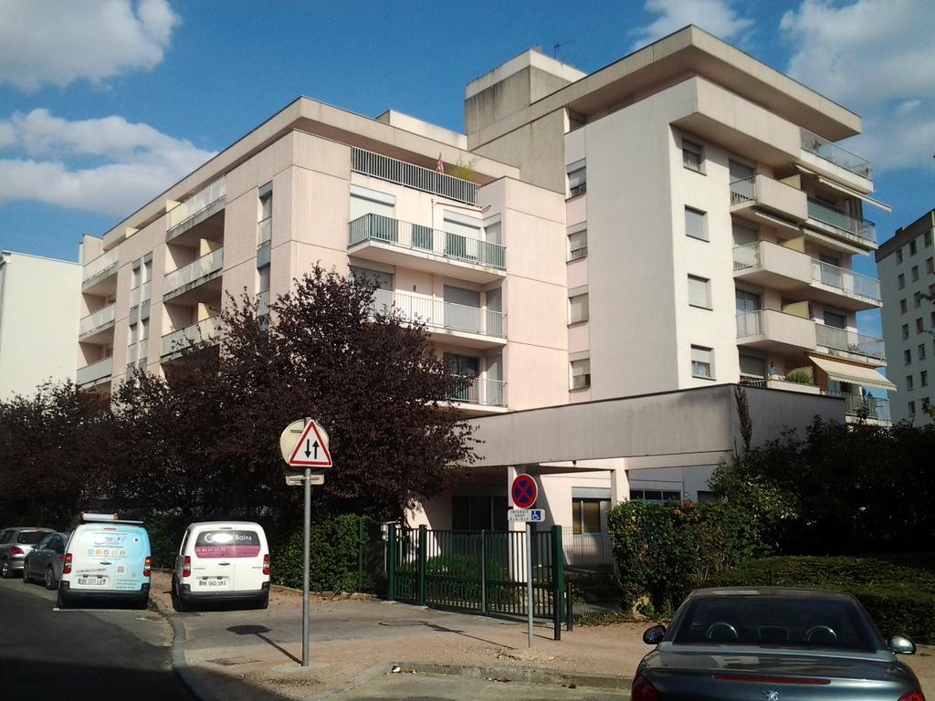 Ferienwohnung Les Burgondes Dijon Exterior foto
